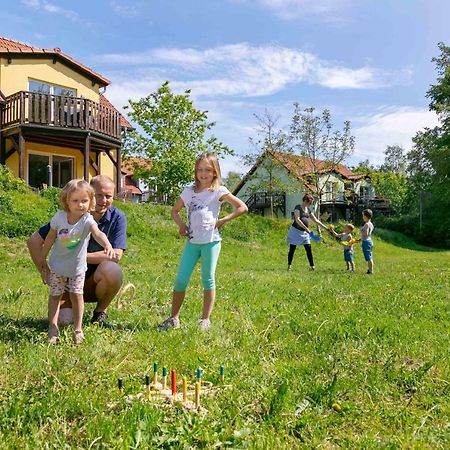 Mueritzparadies - Feriendorf Alte Fahrt Рехлін Екстер'єр фото